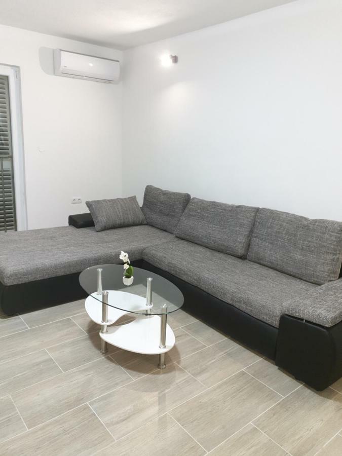 Apartments Nella Zadar Exterior photo